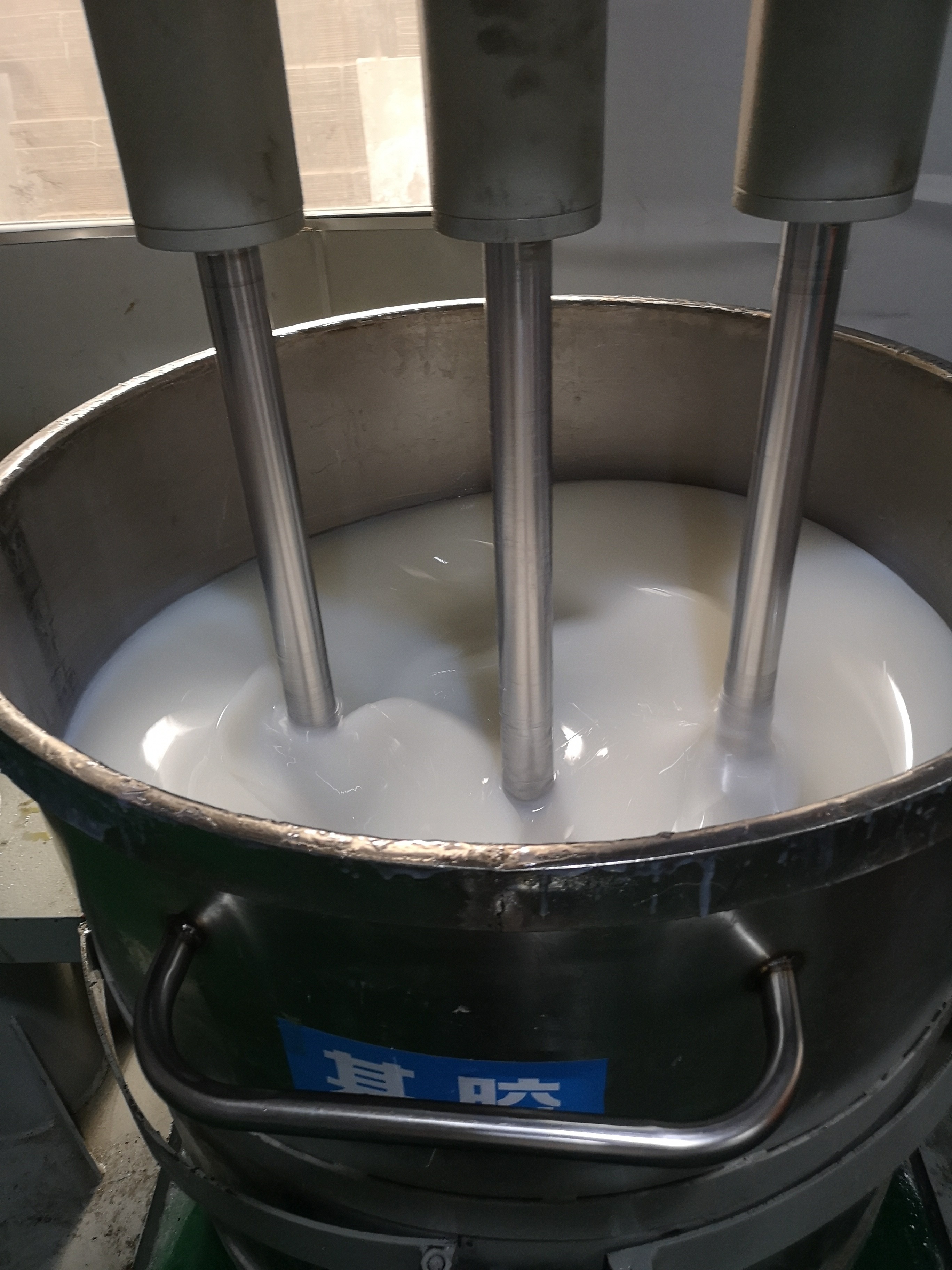 液體硅膠跟固化劑沒有攪拌均勻會有什么情況 ？